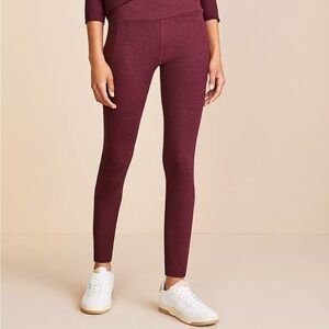 LOU & GRAY Heathered Burgundy  Luvstretch Side Pocket Leggings